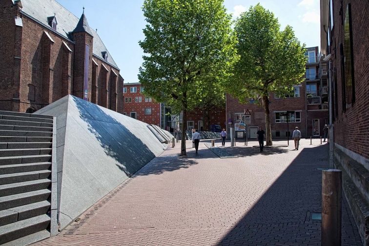 <a href="index.php?option=com_tags&view=tag&id[0]=2:centrum-oost">Centrum-oost</a>